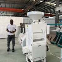 Machine à décortiquer le riz entièrement automatique de haute qualité avec moteur diesel intégré pour le blanchiment du riz