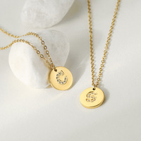 Collier avec pendentif rond en lettre initiale plaqué or et serti de zirconiums, alphabet A-Z, chaîne délicate, bijoux personnalisés pour femmes, à porter au quotidien