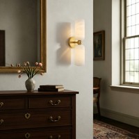 Applique murale minimaliste italienne en albâtre espagnol, lampe murale de chevet en laiton, éclairage mural décoratif pour chambre à coucher, couloir, allée
