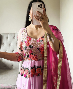 Ensemble de robe longue indienne Readymade & Dupatta, georgette de renard entièrement cousue rose avec broderie de paillettes avec tenue de fête de travail Moti - Product Image 6