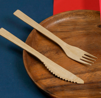 Ensembles de couverts jetables en bambou naturel et métal, couteau, fourchette, cuillère, serviette en papier, écologiques, résistants à la chaleur, durables
