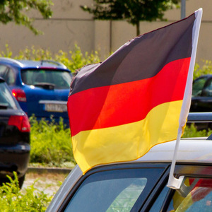 Bandera <span class=keywords><strong>de</strong></span> <span class=keywords><strong>coche</strong></span> Nacional promocional personalizada, palo <span class=keywords><strong>de</strong></span> plástico <span class=keywords><strong>de</strong></span> 30*45cm, Bandera <span class=keywords><strong>de</strong></span> ventana <span class=keywords><strong>de</strong></span> <span class=keywords><strong>coche</strong></span> <span class=keywords><strong>de</strong></span> Alemania para animar el Día Nacional - Product Image 3