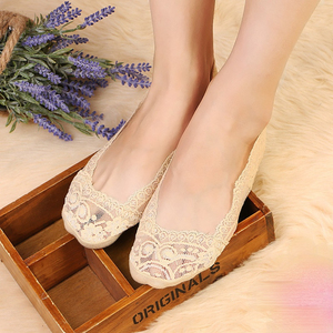 Fabricants Chaussettes bateau invisibles Été Printemps Belles Chaussettes Dames Fancy Lace No Show Chaussettes pour Femmes - Product Image 6