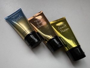 น้ำหอมผู้หญิงขายส่ง กล่องของขวัญน้ำหอมขายส่ง ชุดน้ำหอมและโลชั่นบำรุงผิว Victorlas - Product Image 5