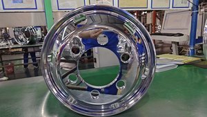 Llanta de rueda de aleación de aluminio 17,5x6,00 rentable para camiones ligeros Acabado cromado para rueda de <span class=keywords><strong>autobús</strong></span> de pasajeros y camiones - Product Image 6
