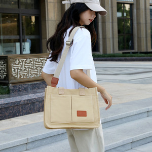 แฟชั่นใหม่กระเป๋าสตรีกระเป๋าผ้าใบย้อนยุคกระเป๋าสะพายไหล่เดียวกระเป๋าโท้ทออลอินวันกระเป๋าถือลำลองน้ำหนักเบาป้องกันรอยขีดข่วน - Product Image 4