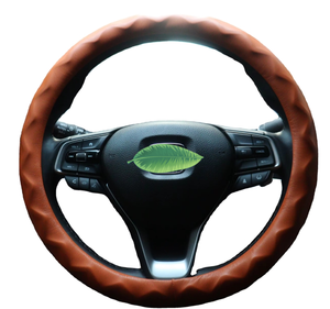 Accesorio <span class=keywords><strong>interior</strong></span> de coche Premium Cubierta de protección de volante diseñada a la moda - Product Image 2