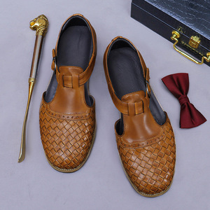 Sandales plates classiques en cuir véritable noir avec sangle à boucle, bout fermé, respirantes, chaussures d'été pour hommes - Product Image 5