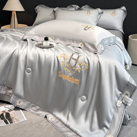 Nouvel Ensemble de Couette de Luxe d'Été Quatre Pièces, Parure de Lit en Soie Lavée de Qualité avec Broderie Effet Fraîcheur