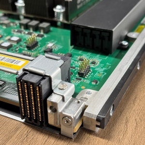 Juniper JNP304-RE ชุดควบคุมการกำหนดเส้นทางสำหรับ MX304 - Product Image 4