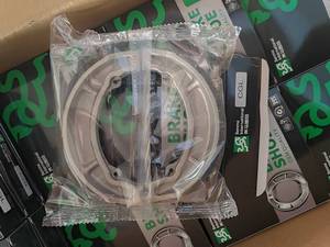 Plaquettes de frein à tambour avant et arrière robustes pour <span class=keywords><strong>moto</strong></span>, compatibles CG125 2006-2011, CB125, ACE125 2012-2014 - Product Image 3