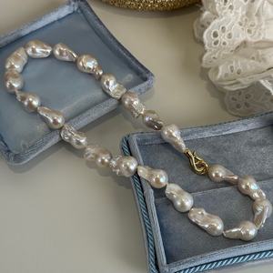 Collar de Perlas de Agua Dulce Barrocas Naturales con Colores Deslumbrantes de Luz Intensa, Cadena de Clavícula con Partículas Grandes de 11-12 mm - Product Image 4