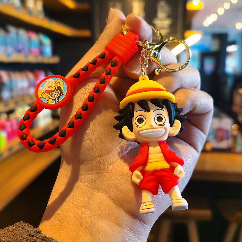 I pugni di Luffy sono intrecciati