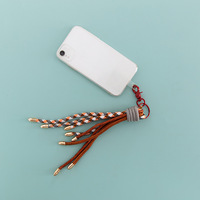 Breloque de téléphone bohème multicolore en corde tressée avec pompon, cordon en nylon, porte-clés à mousqueton, pendentif pour sac à main, pochette ou étui de téléphone