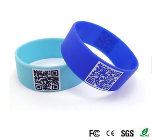 WaterPark <span class=keywords><strong>1K</strong></span> <span class=keywords><strong>RFID</strong></span> 팔찌 클래식 방수 실리콘 스마트 태그 NFC 팔찌 T5577 EM4305 칩 지불 호텔 응용 프로그램 - Product Image 3