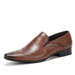 La nouvelle série de vêtements de cérémonie pour hommes, best-seller 2025, est élégante et légère - Product Image 5