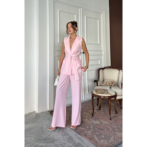 Conjunto de Pantalones y Chaleco con Detalles de Ribete Rosa y Cinturón para Mujer, Talla S - Product Image 2