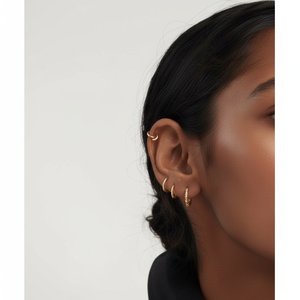 ต่างหูแบบติดหูสไตล์ศาสนาประดับมุกและเพชรสำหรับงานแต่งงาน งานฉลองครบรอบ งานหมั้น หรือเป็นของขวัญ - Product Image 1