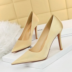 Novedad 2025, Zapatos de Tacón de Alta Calidad con Logotipo Personalizado al por Mayor, Zapatos Cómodos y Modernos para Mujer - Product Image 4