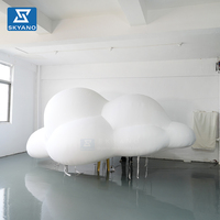 Modèle de nuage gonflable personnalisé pour la décoration d'événements en plein air, de sites touristiques et de marchés, et comme accessoire publicitaire gonflable