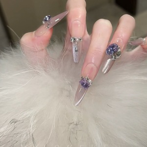 Faux ongles portables faits main, style sexy haut <span class=keywords><strong>de</strong></span> gamme pour le Nouvel An, avec chaîne française et strass scintillants, pour une <span class=keywords><strong>manucure</strong></span> élégante et riche. - Product Image 1
