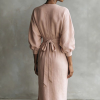 Robe unie élégante pour femme, col en V, avec ceinture croisée à nouer, idéale pour les fêtes et le quotidien, style mode, prête à être expédiée.