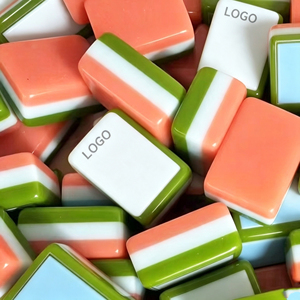 Ensemble de Mahjong Américain de Luxe Moderne à Trois Couches en Acrylique Orange, Vert et Blanc avec Tuiles Dragon, Bambou et Lotus pour le Divertissement et le Poker - Product Image 5