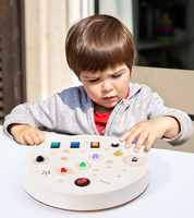 Jouet éducatif précoce en bois, planche d'activités avec interrupteurs LED et sonores, coordination œil-main, circuit spatial pour enfants, développement de la motricité fine
