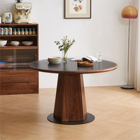Table à manger en planches de noyer noir d'Amérique du Nord - Table à manger ronde nordique entièrement en bois massif.