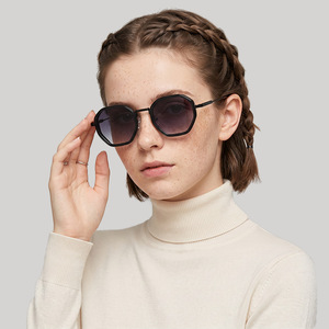 European And American Style Polygonal <b>Sunglasses</b> For Men Black Frame PC Lens UV400 Protection Type 3 Sunshades - Product Image 1