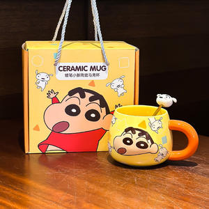 แก้วเซรามิคลายการ์ตูนเครยอนชินจัง พร้อมช้อน ดีไซน์ทรงกลม แก้วเดี่ยว แก้วกาแฟสำหรับสำนักงาน ของขวัญวันเกิด สำหรับใช้งานทั่วไป - Product Image 2