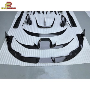 Kit de Carrocería MSY de Fibra de Carbono Seca para Ferrari F8: Lip Delantero, Difusor Trasero, Spoiler, Faldones Laterales y Rejillas de Ventilación - Product Image 4