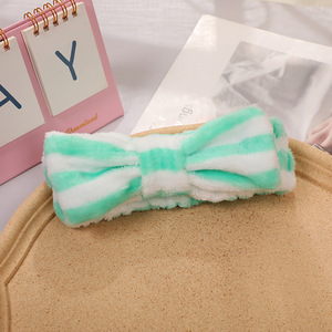 Nouvel arrivage de cheveux croisés en velours corail avec rayures colorées bandeau en flanelle bandeau pour femmes - Product Image 3