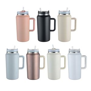Gobelet de voyage isotherme en acier inoxydable de 64 oz avec poignée, anti-fuite, portable, pour la conservation du froid et du chaud au quotidien - Product Image 1