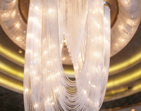 Lustre sur mesure pour plafond haut, en forme de U, en fibre de cristal, lampe artistique dorée, montage au plafond, éclairage LED dimmable pour hôtel 5 étoiles