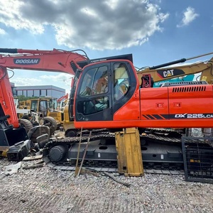Excavadora Hidráulica Usada de Alta Calidad Doosan DX225LCA de 25 Toneladas con 110KW de Potencia y Capacidad de Cucharón de 1.28m, Procedente de Corea del Sur - Product Image 2
