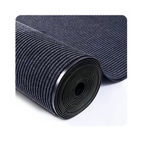Tapis en rouleau à double nervure en polyester aiguilleté avec base antidérapante et absorbante en caoutchouc, couleur gris foncé
