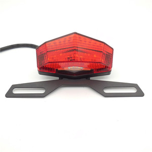 Scooter eléctrico D195 con soporte de hierro en la parte trasera, luz de freno LED, luz trasera de motocicleta, luz de triciclo - Product Image 1