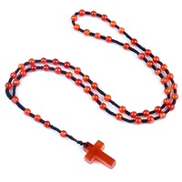 Vente en gros de collier croix en cristal de pierre naturelle articles religieux collier chapelet croix en quartz rose avec agate et aventurine