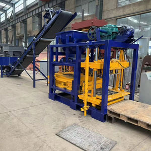 Machine automatique de fabrication de blocs creux vibrante QTJ4-25 pour les cendres volantes avec contrôle PLC pour la fabrication de blocs creux - Product Image 1