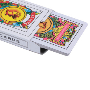 Jeu de cartes espagnoles personnalisées avec logo NAIPES imprimé, finition brillante, durable, écologique, en papier artistique imperméable, ensemble unique - Product Image 5