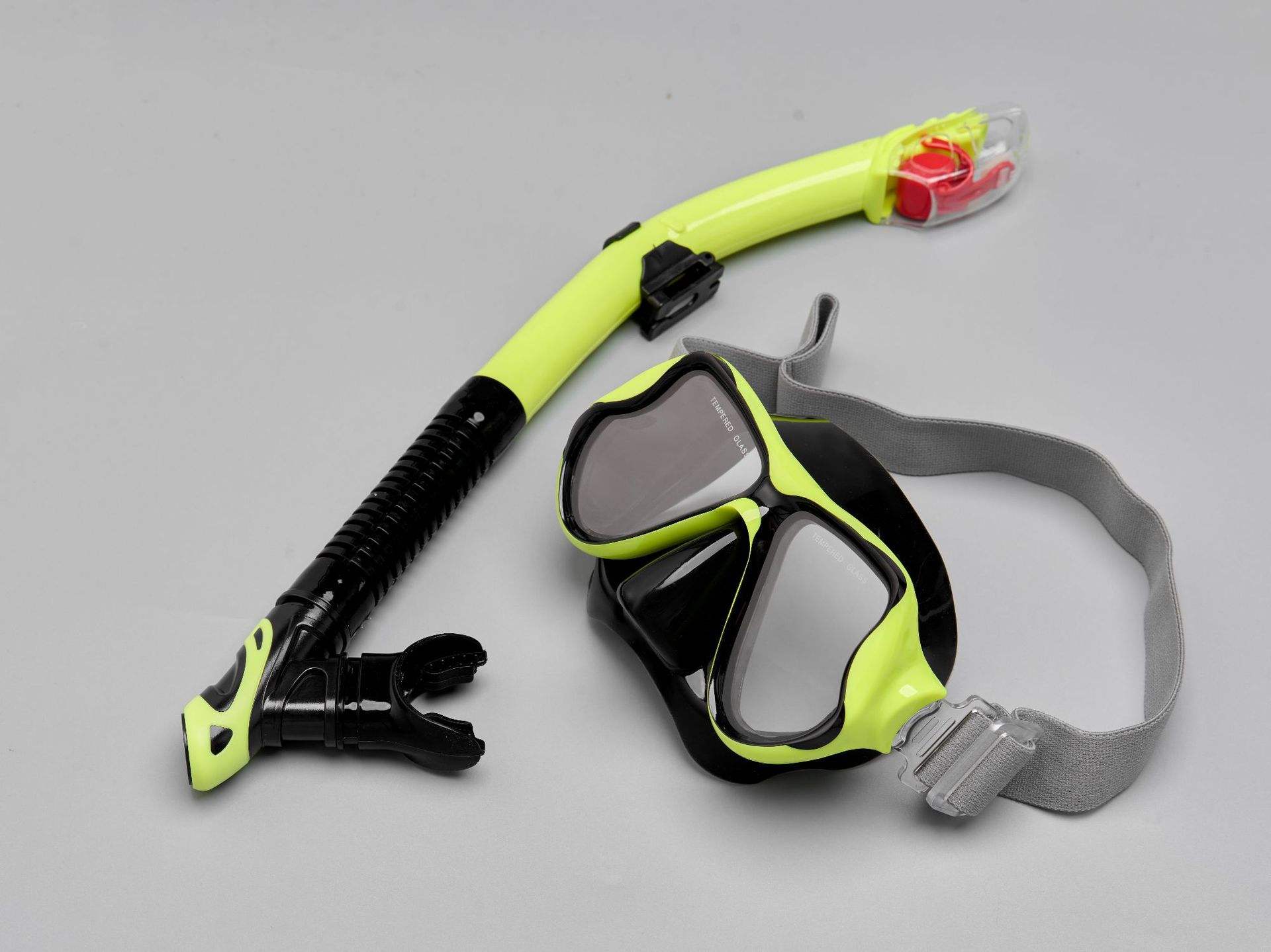 Conjunto Negro y Amarillo