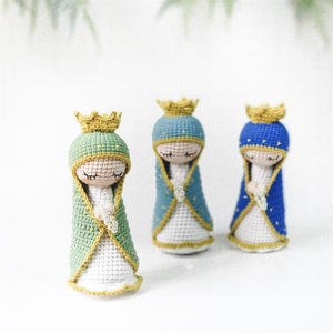 Collection <span class=keywords><strong>de</strong></span> crèches au crochet Amigurumi, <span class=keywords><strong>Vierge</strong></span> Marie au crochet, poupée <span class=keywords><strong>Vierge</strong></span> Marie au crochet, poupée Dame <span class=keywords><strong>de</strong></span> Grâce au crochet - Product Image 4