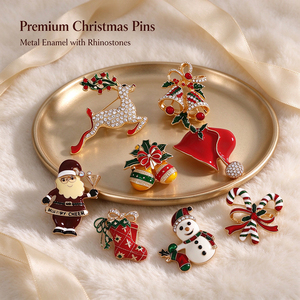 Broches Esmaltados Navideños de Lujo, Lindos, con Diseño de Santa Claus, Muñeco de Nieve y Campana, con Pedrería, Pin Metálico 3D para Bolsos, Solapas y Ropa - Product Image 3