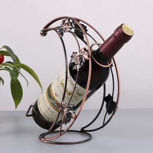 Décoration Créative Fer Demi Lune Bronze Petit Bateau Lune <span class=keywords><strong>Bouteille</strong></span> <span class=keywords><strong>de</strong></span> <span class=keywords><strong>Vin</strong></span> Support Décoratif - Product Image 2