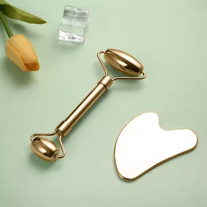 2025 logotipo personalizado antienvejecimiento cobre Natural masajeador <span class=keywords><strong>Facial</strong></span> en forma de corazón Gua Sha juego de rodillos de latón Gua Sha juegos de herramientas - Product Image 3