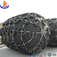 Solution de pare-battage pneumatique de grande taille pour les chantiers navals et l'ingénierie portuaire