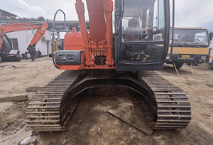 ขายรถขุดตีนตะขาบ hitachi ex120-5 ขนาด 12 ตัน ex120 มือสองขายรถขุดตีนตะขาบ hitachi ex120-5 - Product Image 6