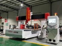 Routeur CNC 5 axes pour la découpe de bois, de mousse EPS et de mousse PU, machine de gravure