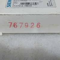 Relais AC/DC 3TX7014-1BE02 115V 230V 3A 24V 1A pour la programmation PLC et l'automatisation industrielle